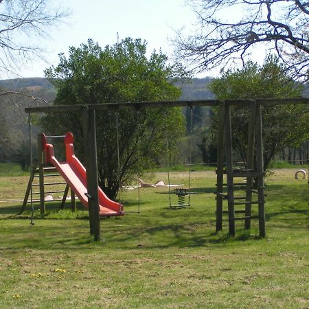 Вилла Domaine De Vaulatour. Payzac  Экстерьер фото